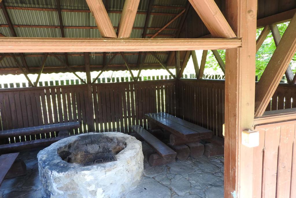 Dom Wypoczynkowy Pod Polanka Korbielów Exteriör bild